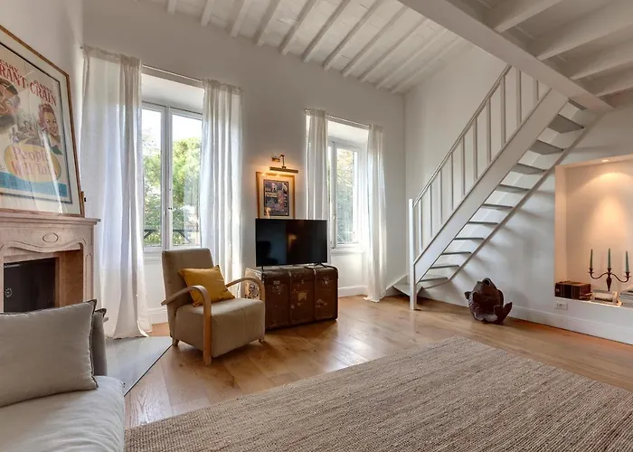 Il Prato Apartment by Mamo Florence